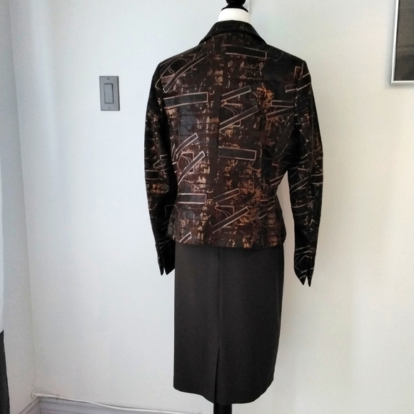 Ladies 2 piece skirt suit, size 12 - Picture 4 of 11